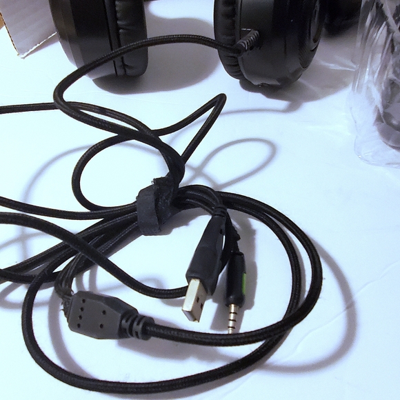 Professional Gaming Acessories set of three - Picture 10 of 13